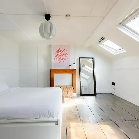 Casquette Apartment